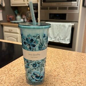 NWOT, Vera Bradley floral print water cup/straw.
